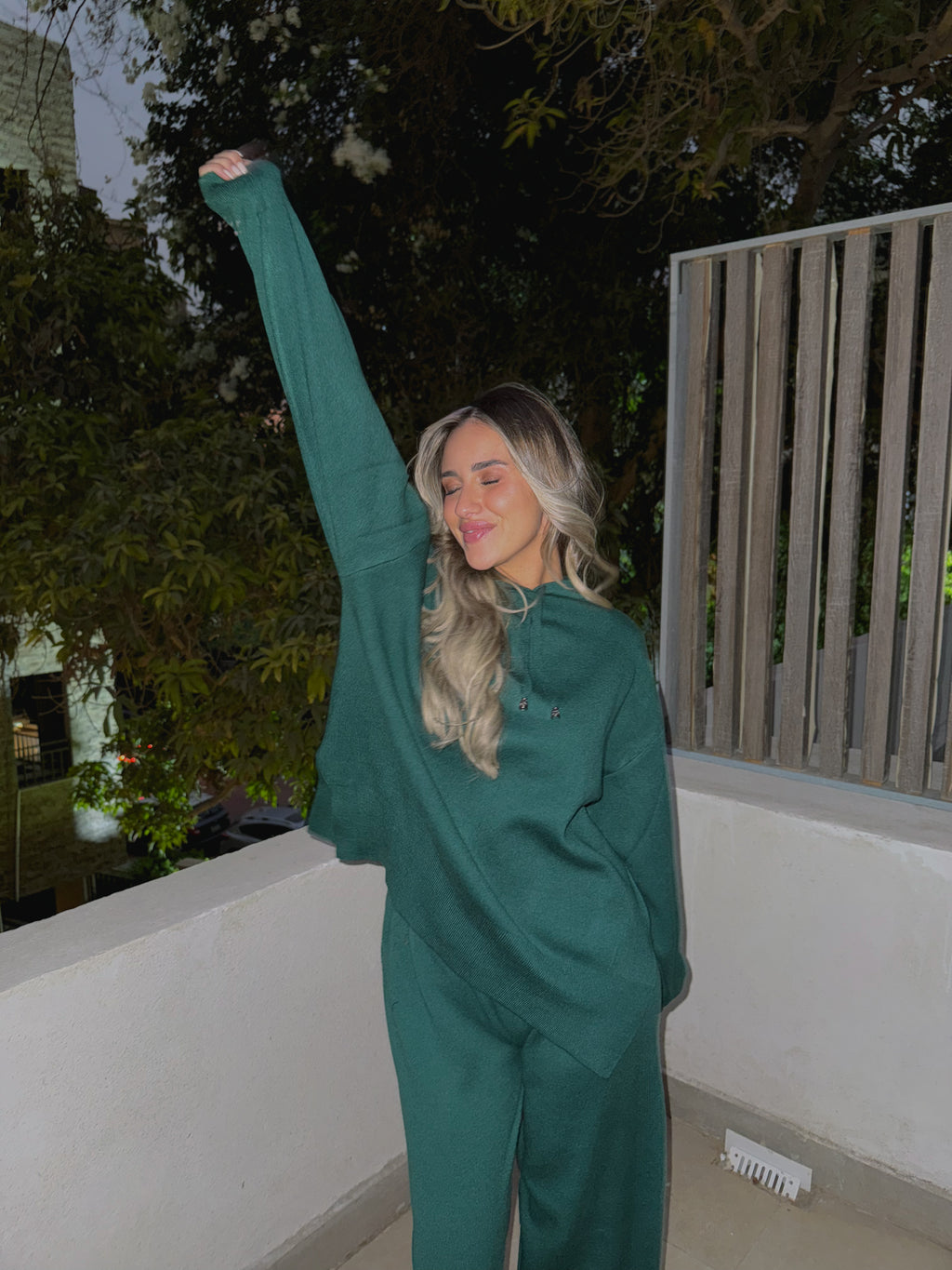 Cloud knit hoodie