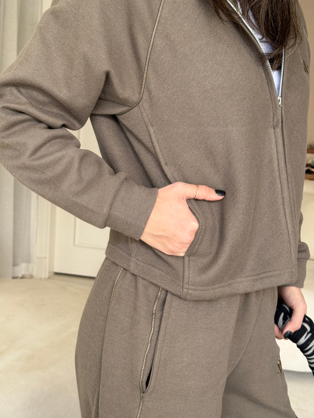 The M Essential set Olive