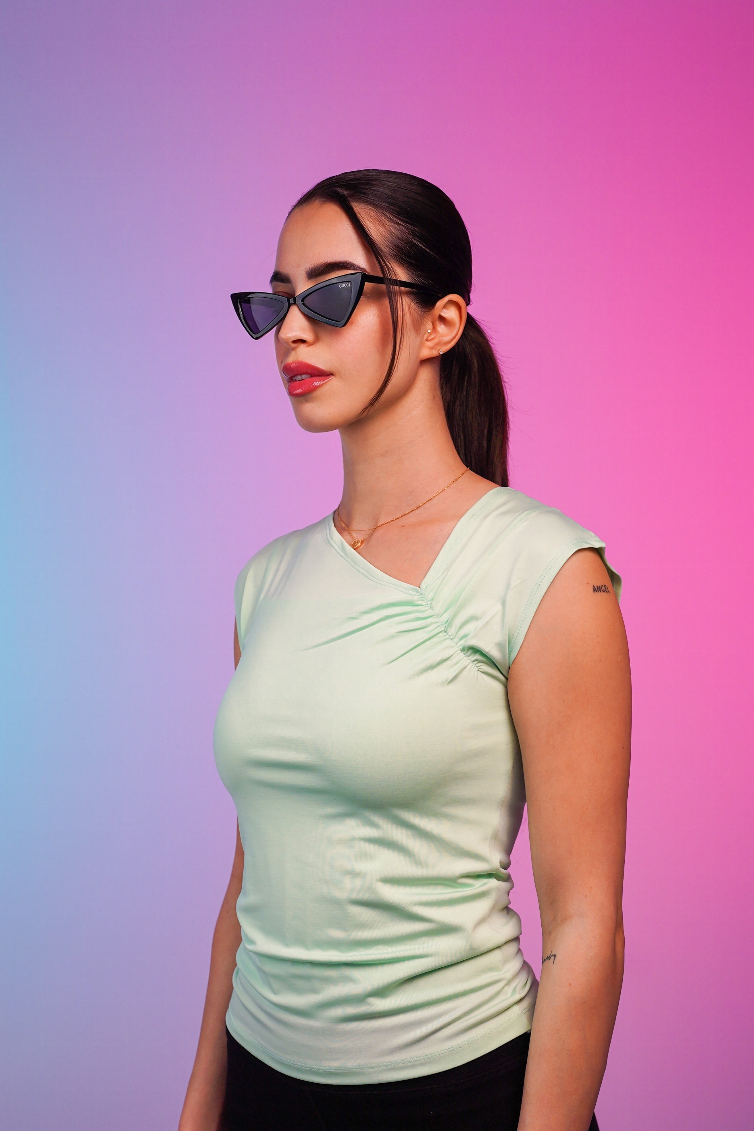 Sleek top