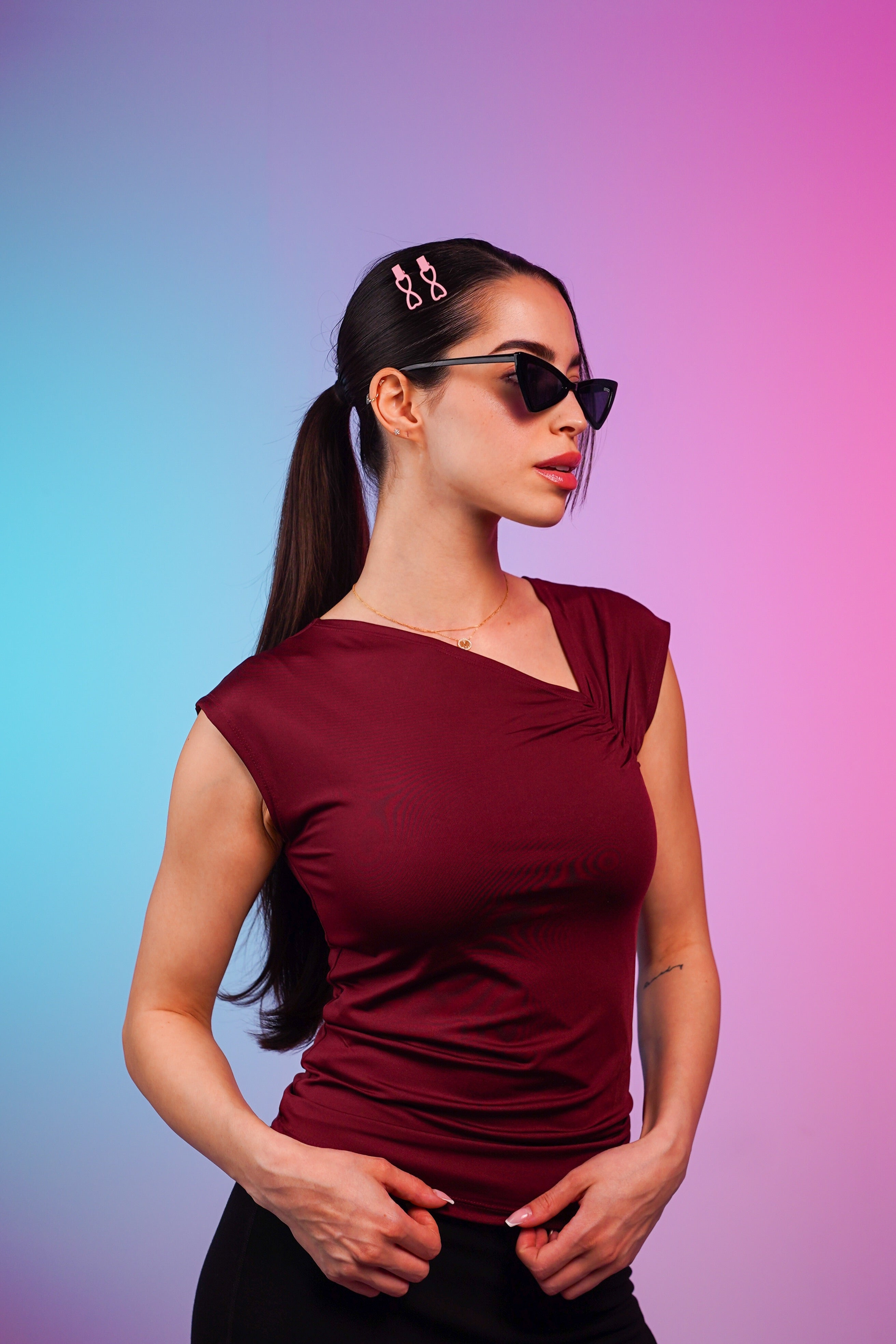 Sleek top